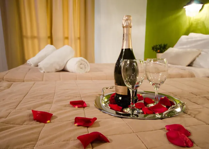 Olive Grove شقة شاطئ ميغالي أموس