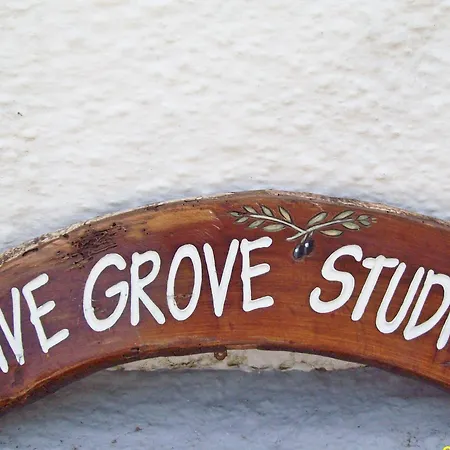 Olive Grove Apartment
