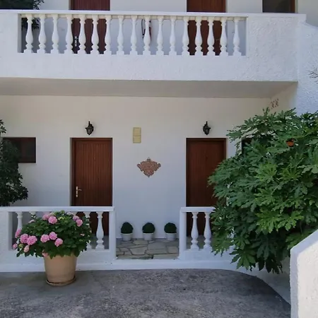 Olive Grove Apartman Megáli Ámosz